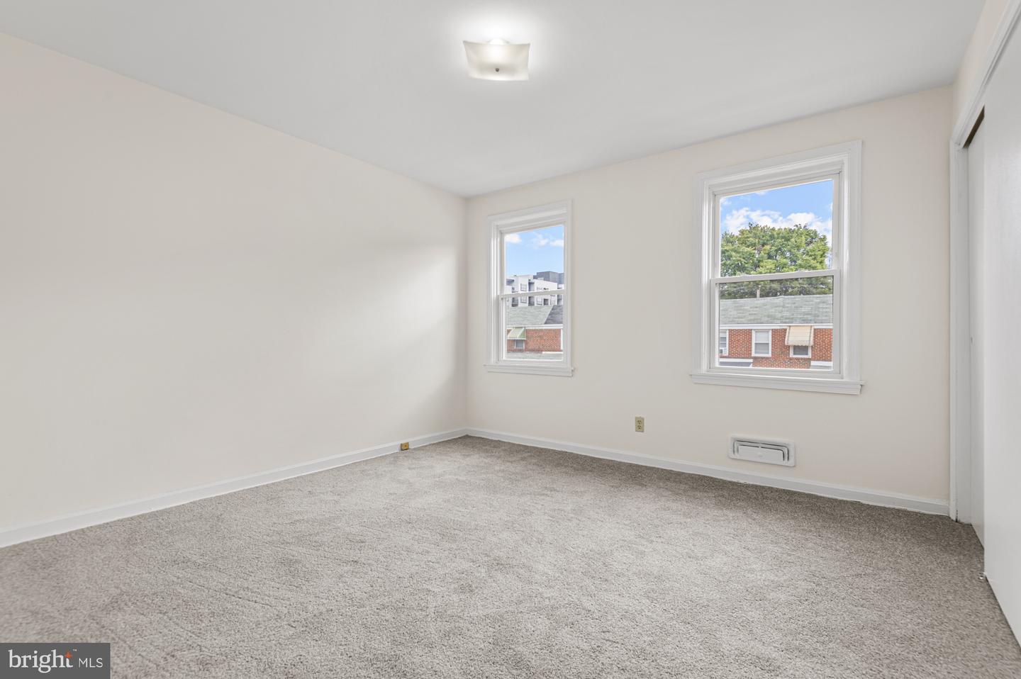 712 Umbra St Property Photo 16