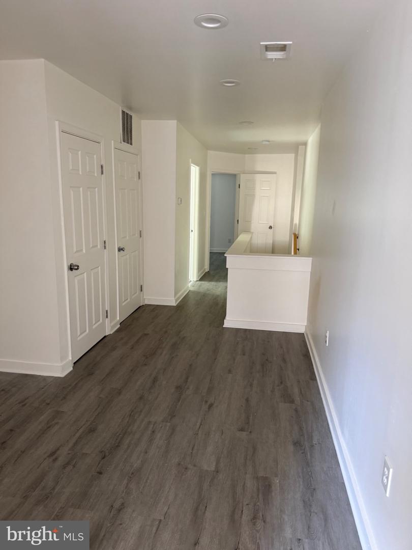 1116 Harlem Property Photo 1