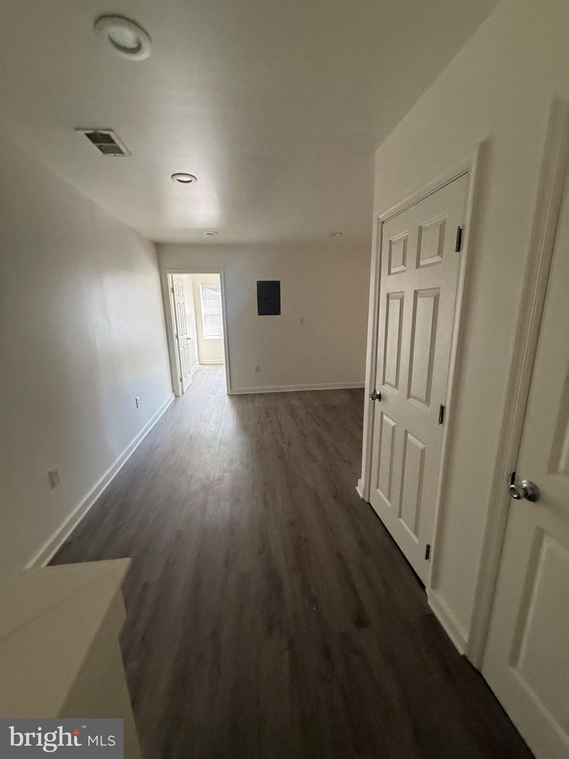 1116 Harlem Property Photo 9