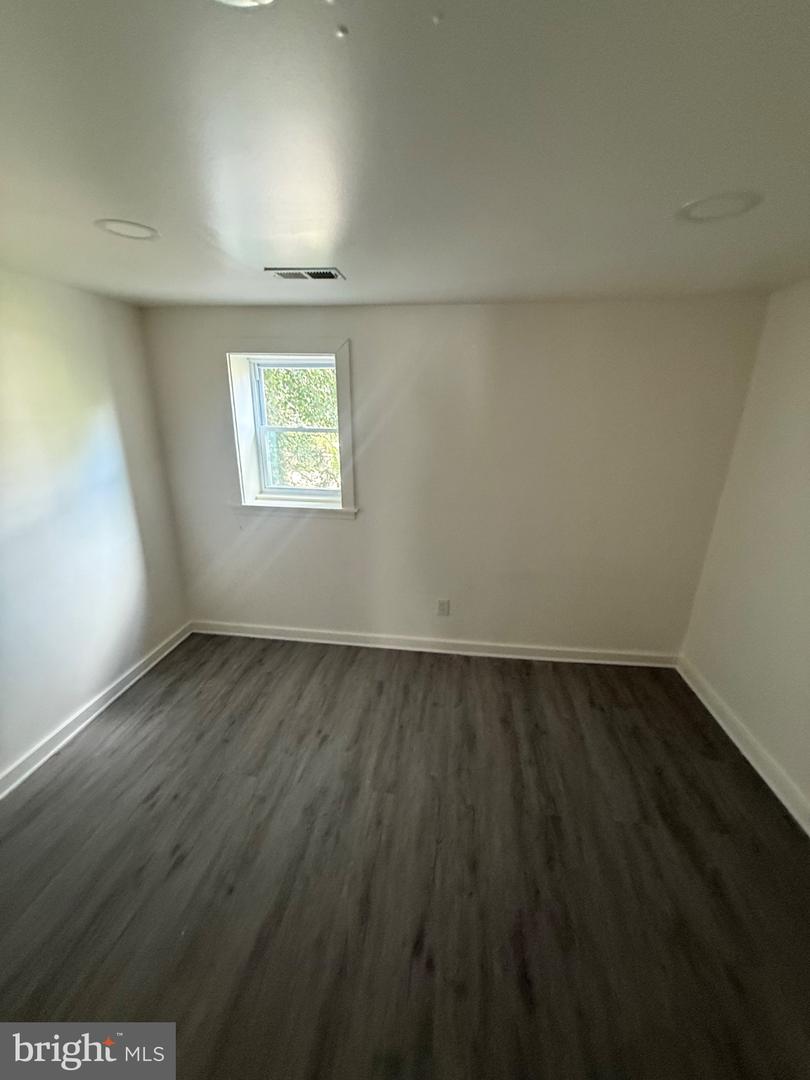1116 Harlem Property Photo 13