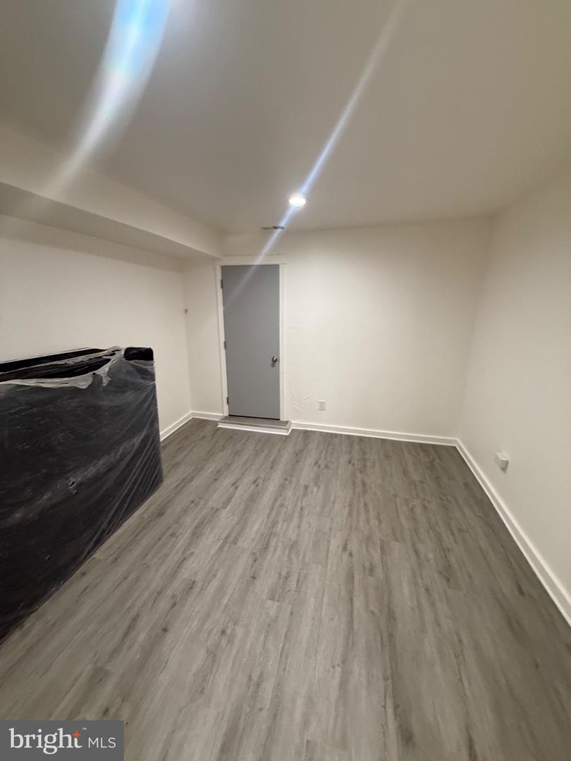 1116 Harlem Property Photo 15