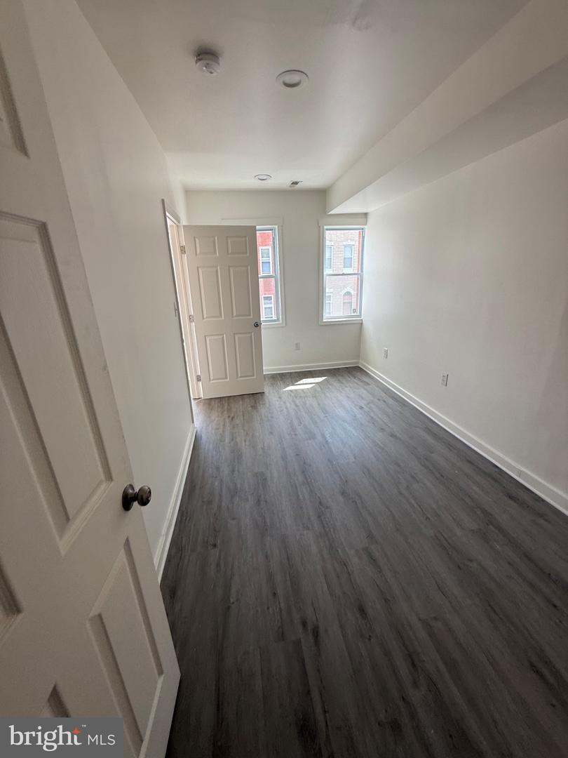 1116 Harlem Property Photo 16