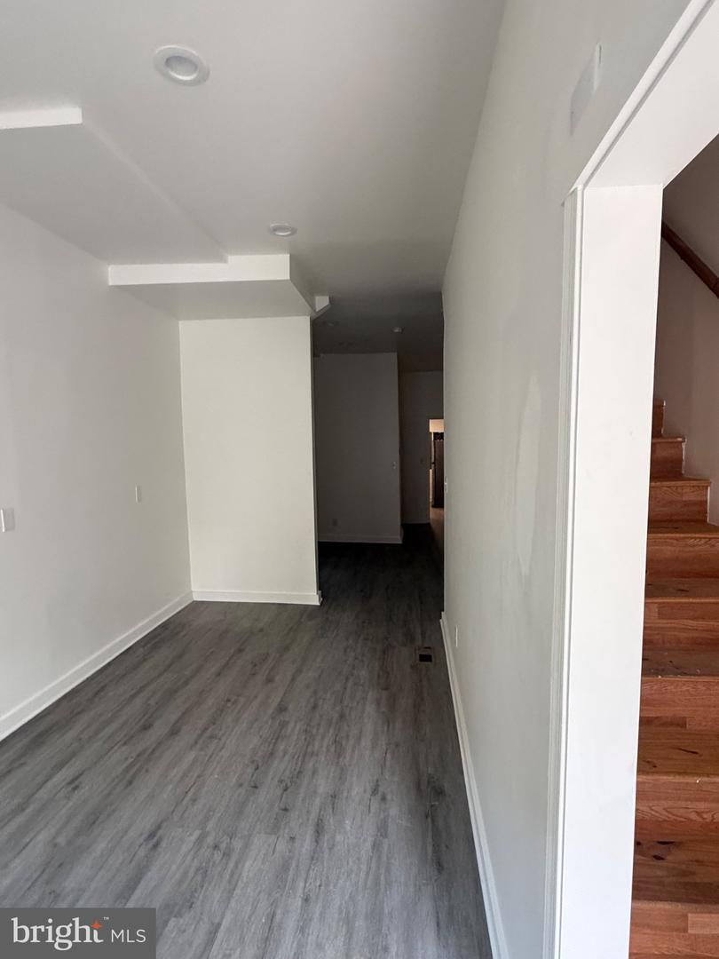 1116 Harlem Property Photo 22