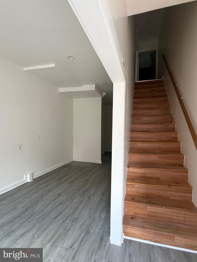 1116 Harlem Property Photo 23