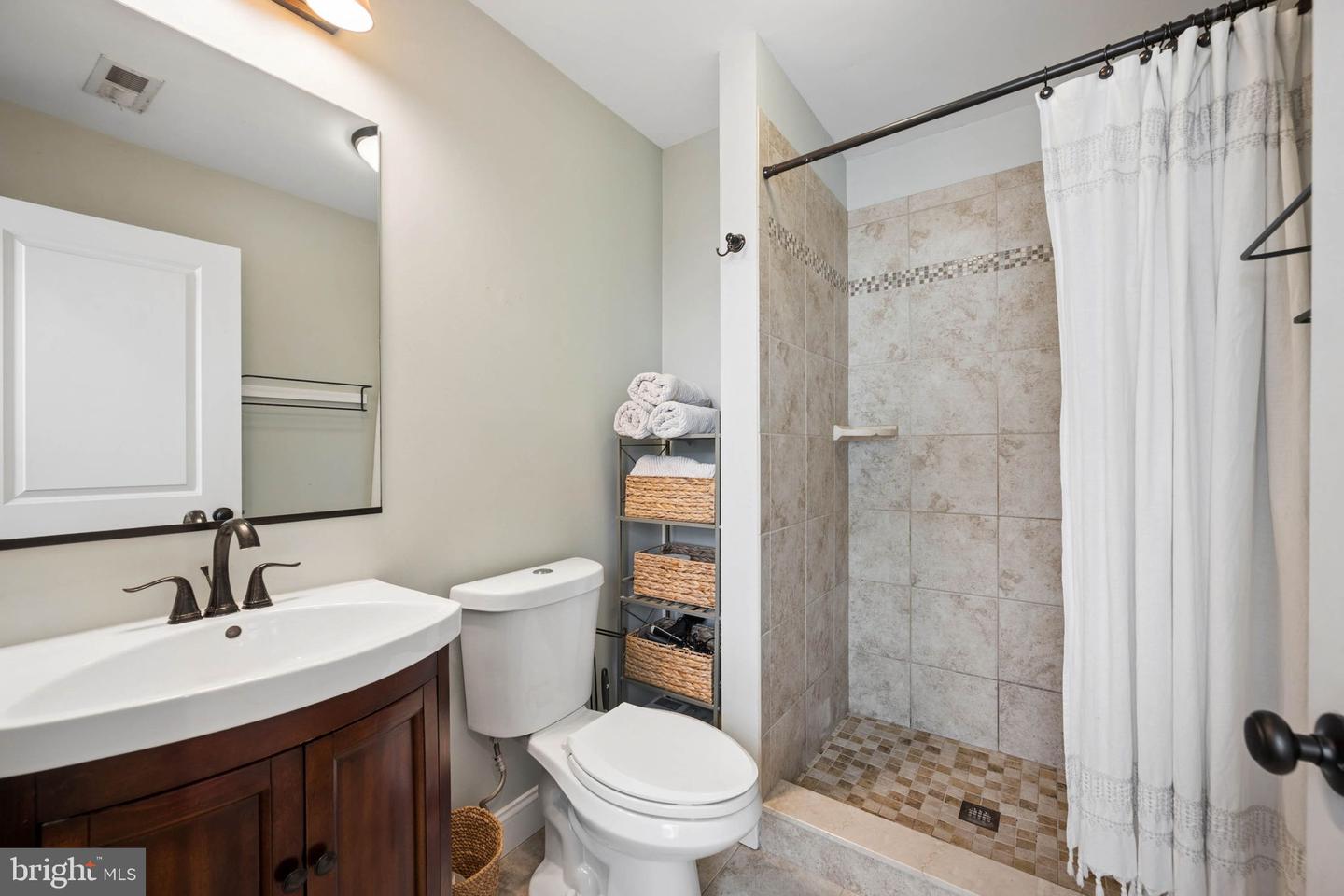 3525 Keswick Rd Property Photo 29