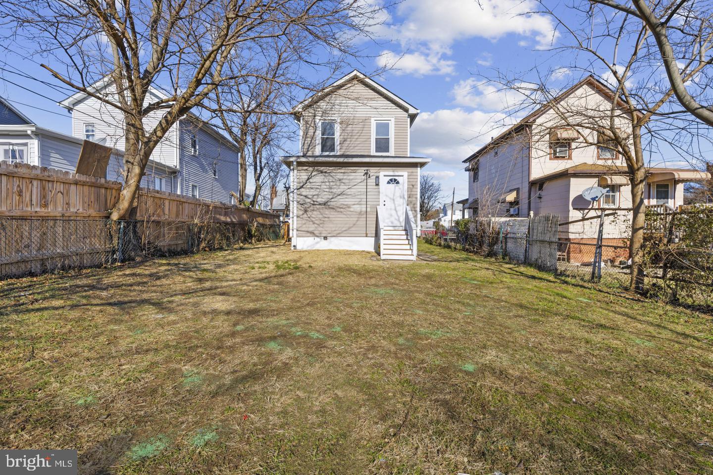 507 Washburn Ave Property Photo 25
