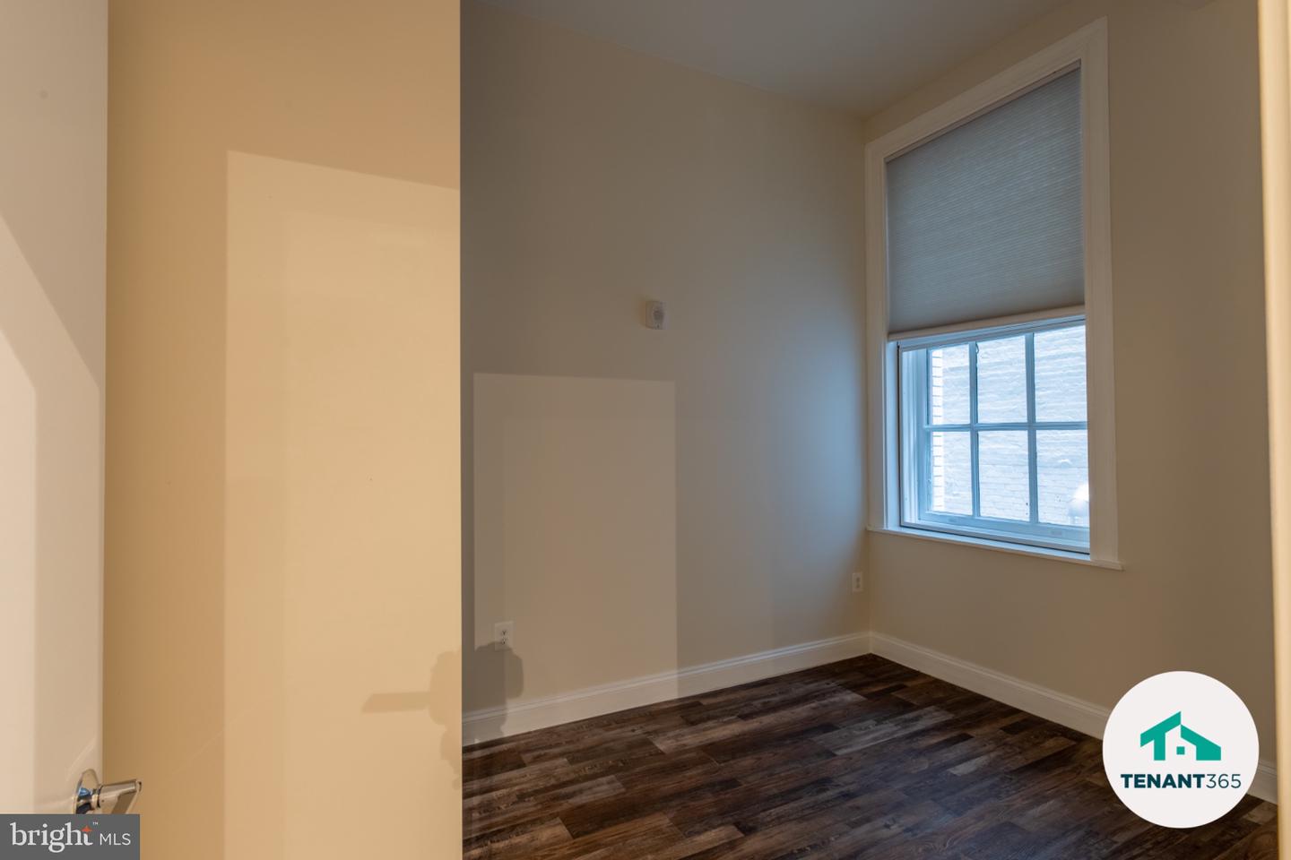 8 E Fayette St Property Photo 40