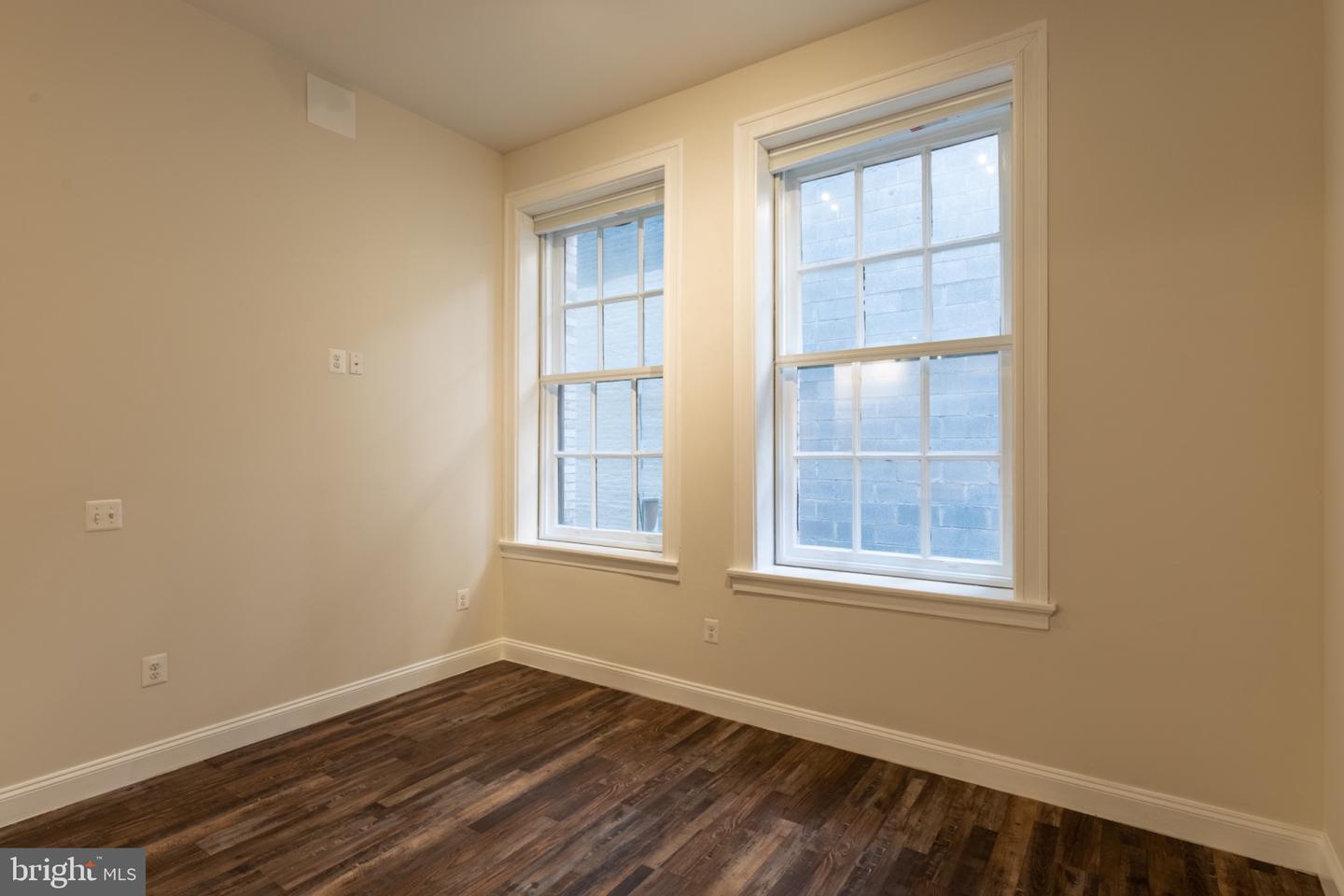 8 E Fayette St Property Photo 86