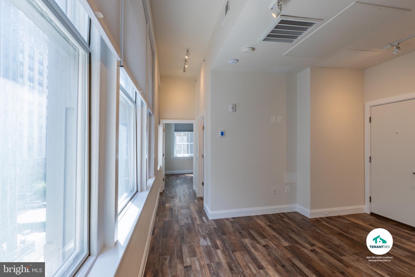 8 E Fayette St Property Photo 119