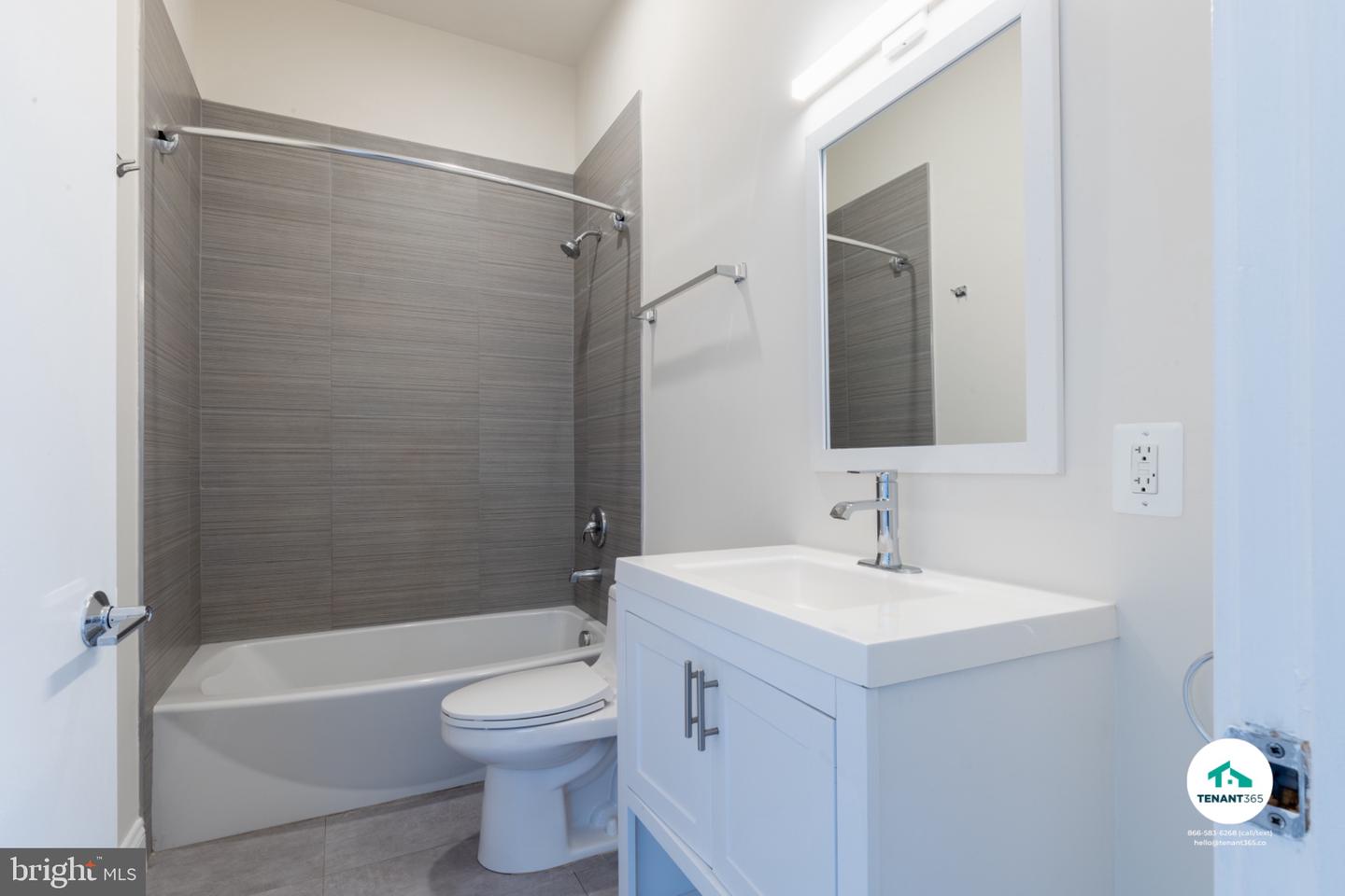8 E Fayette St Property Photo 125