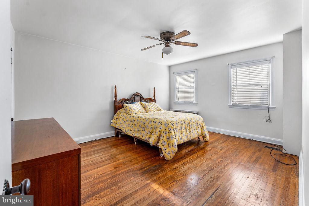 1322 Ellwood Ave N Property Photo 27