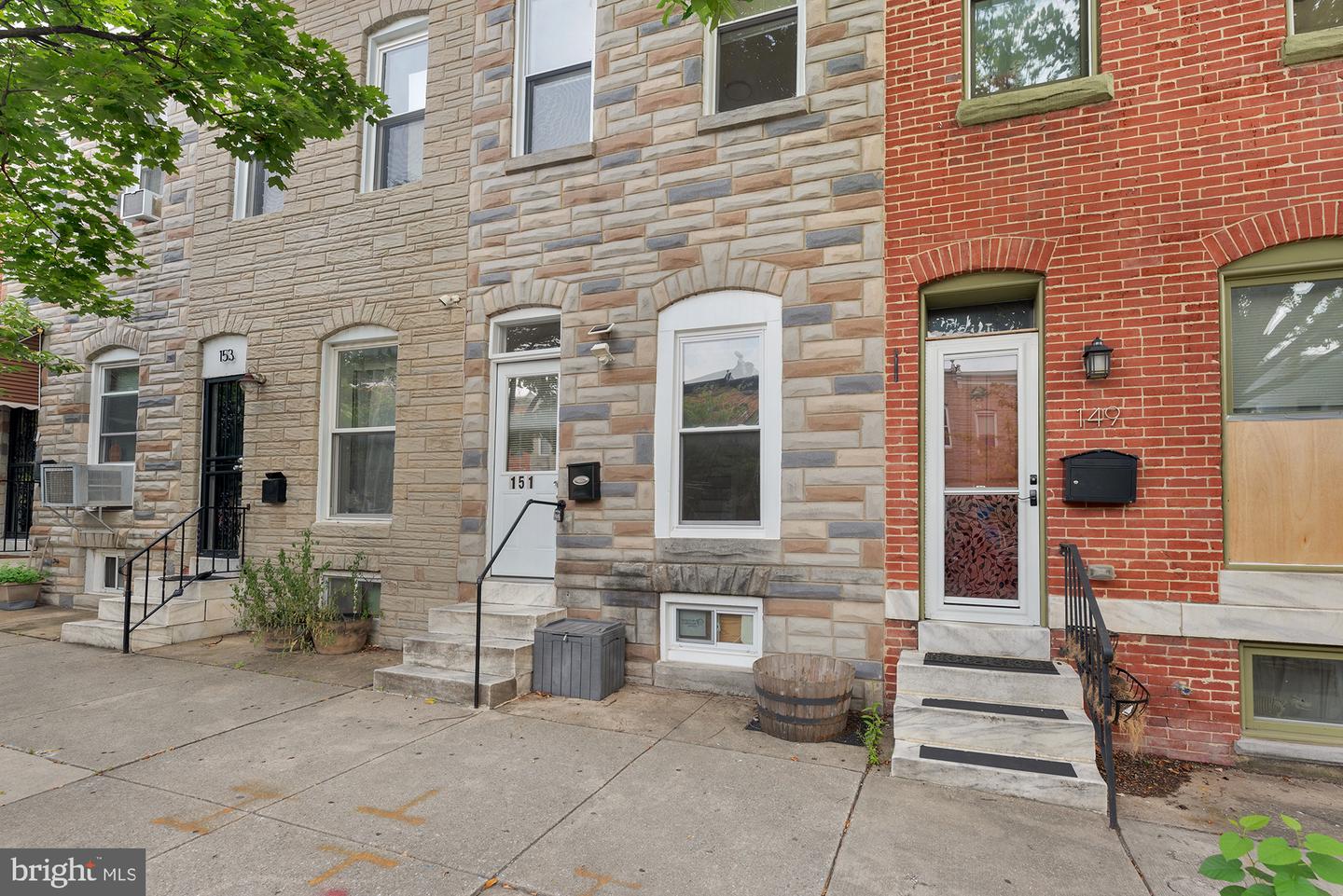 151 N Potomac St Property Photo 2