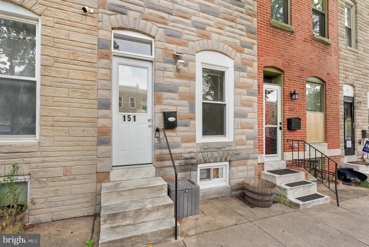 151 N Potomac St Property Photo 3