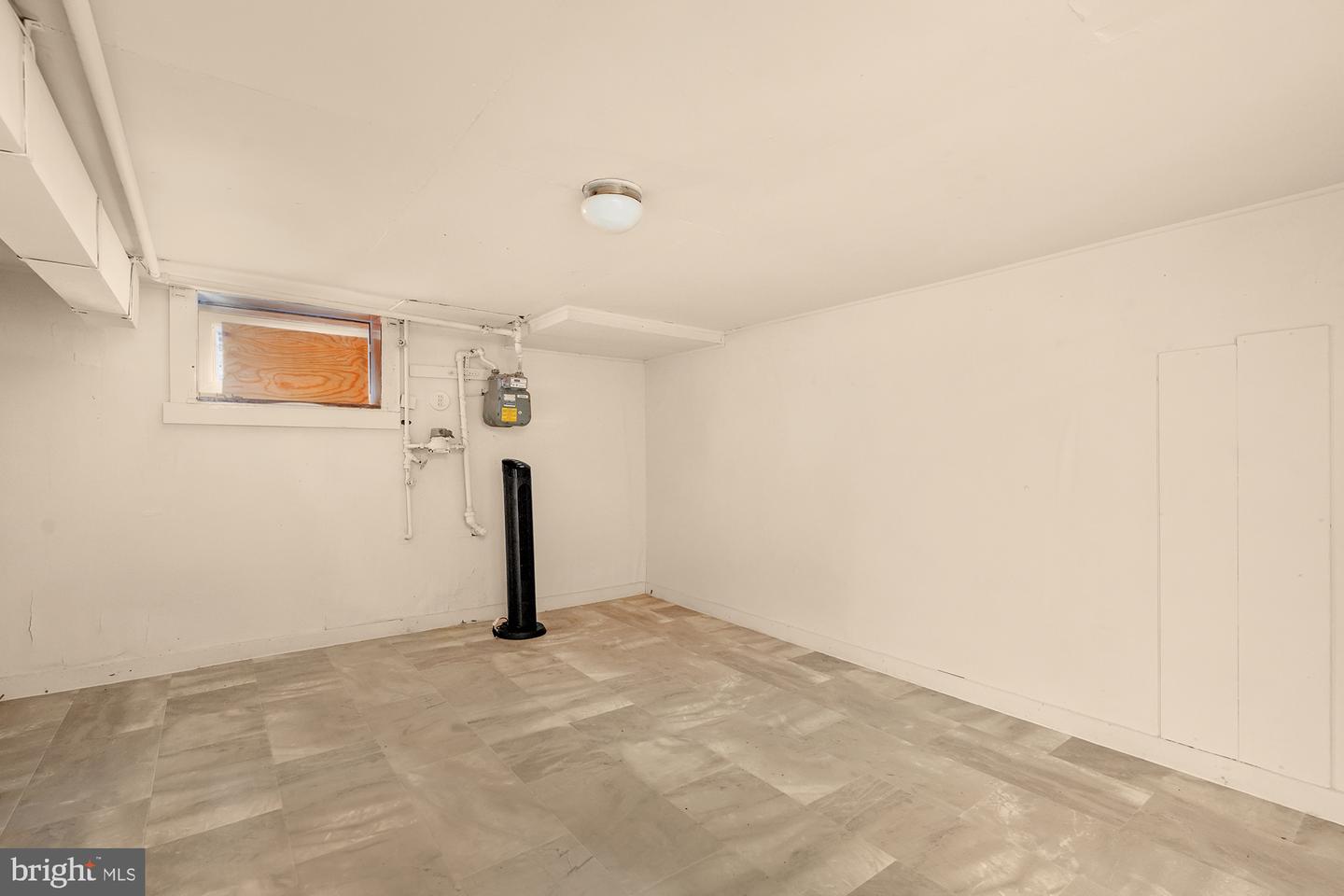151 N Potomac St Property Photo 16