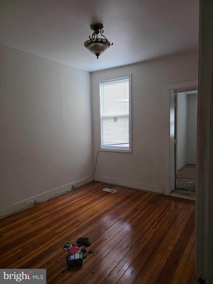 3 S Monastery Ave Property Photo 9