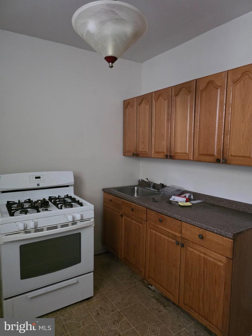3 S Monastery Ave Property Photo 10