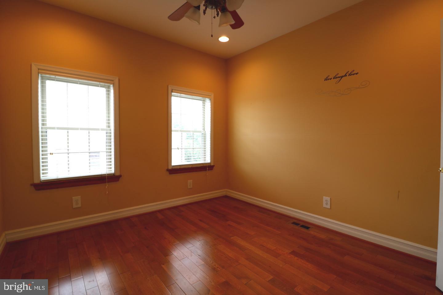 1605 Marshall St Property Photo 11