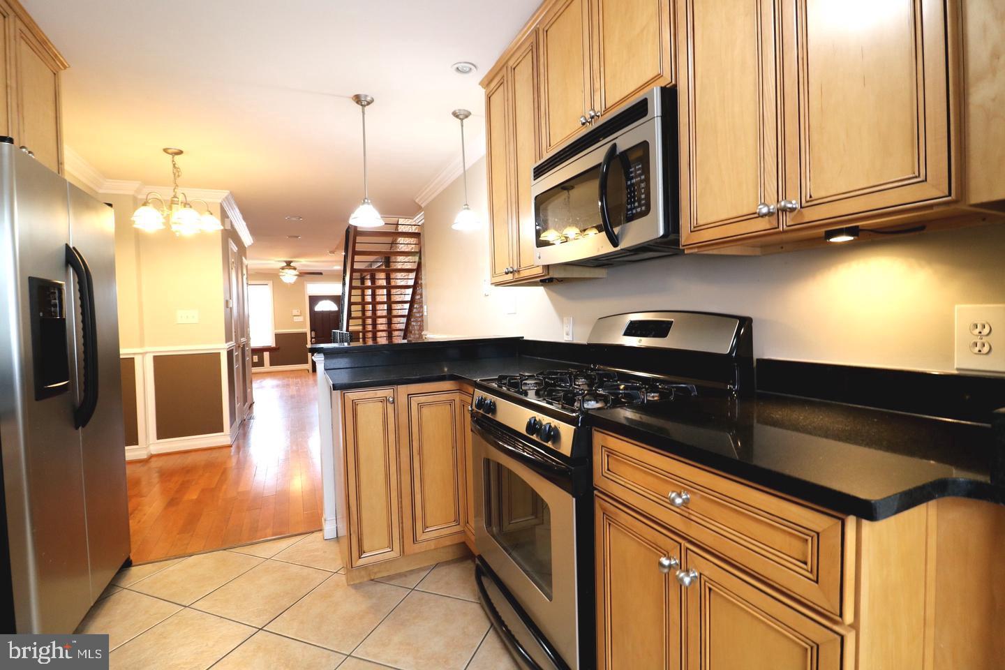 1605 Marshall St Property Photo 12
