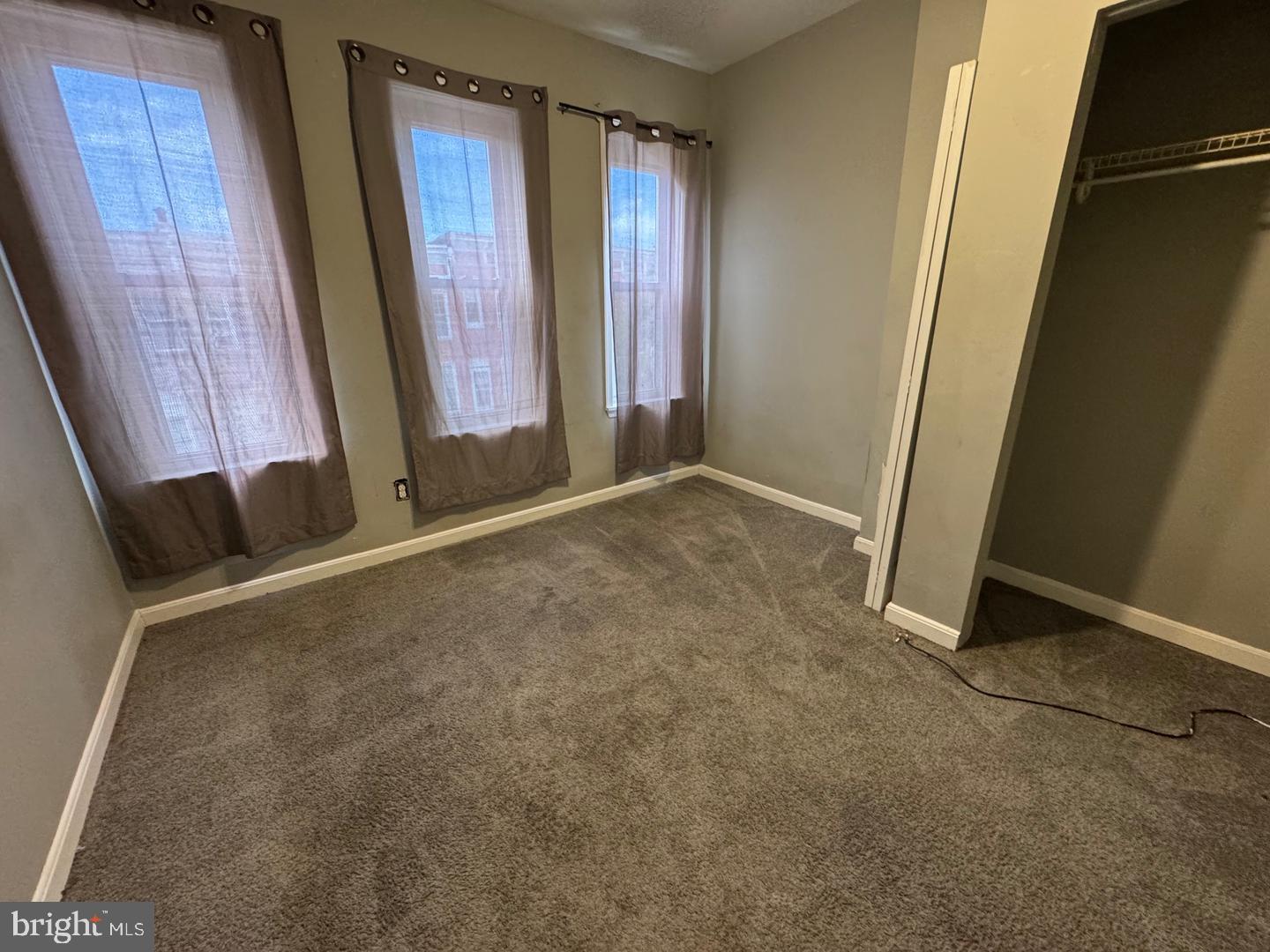 1139 Sargeant St Property Photo 7
