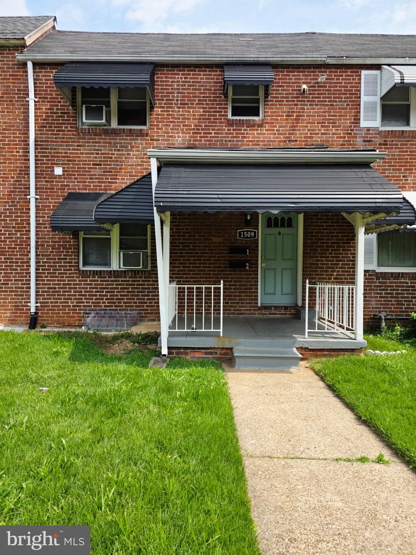 1509 N DECKER AVE #1 Property Photo 1