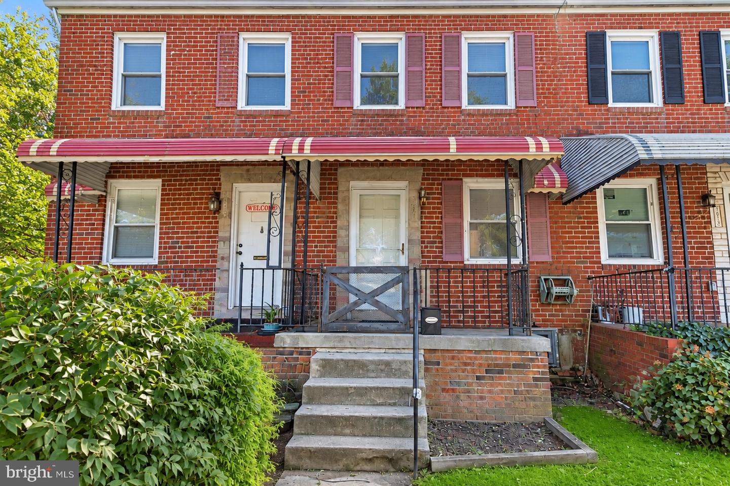 6321 BROWN AVE Property Photo 1