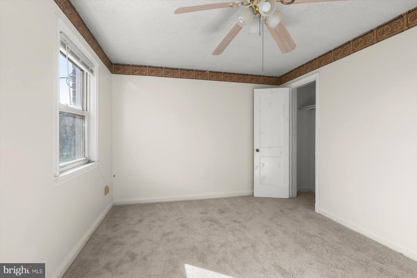 6321 Brown Ave Property Photo 12