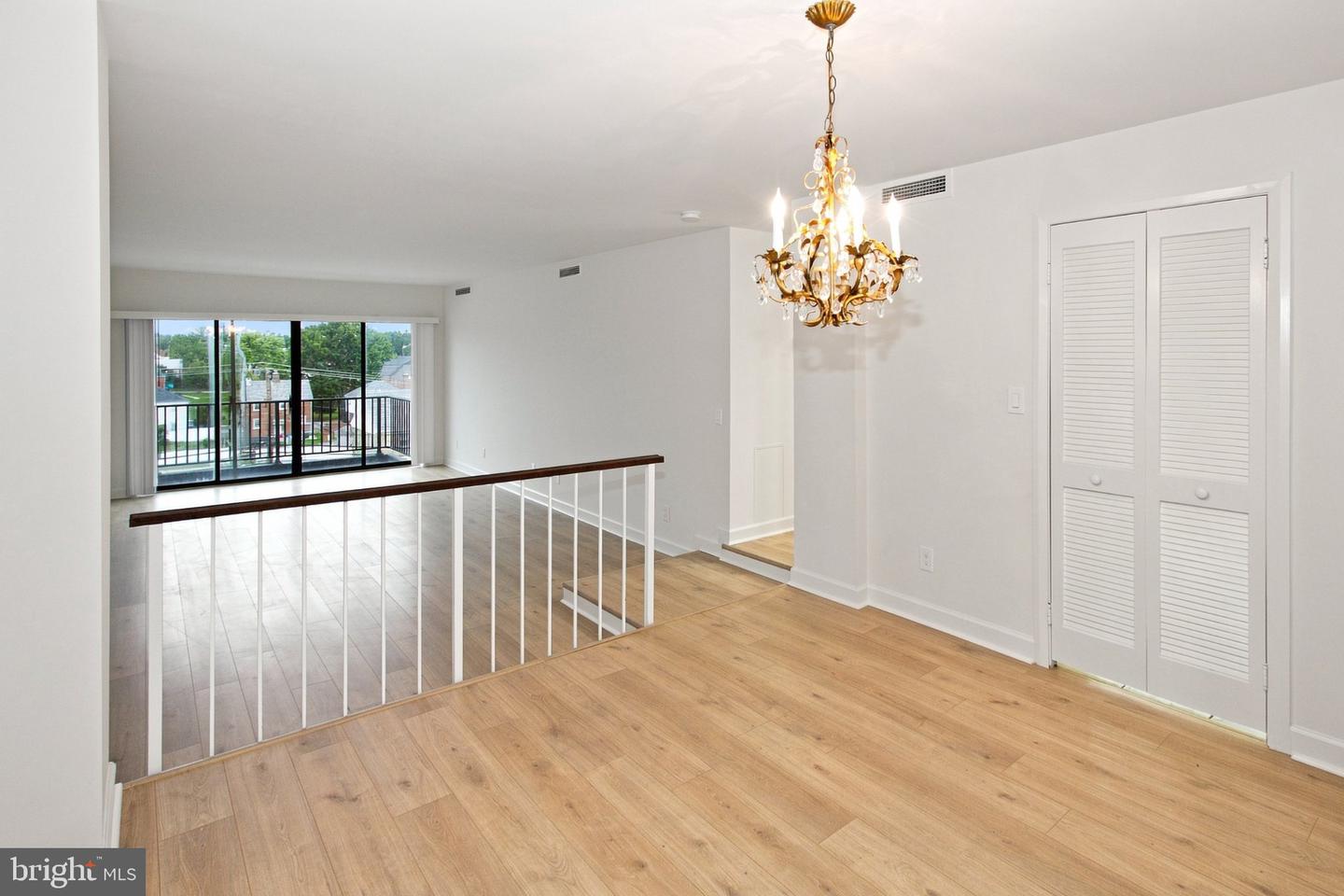 3601 CLARKS LN #506 Property Photo 1
