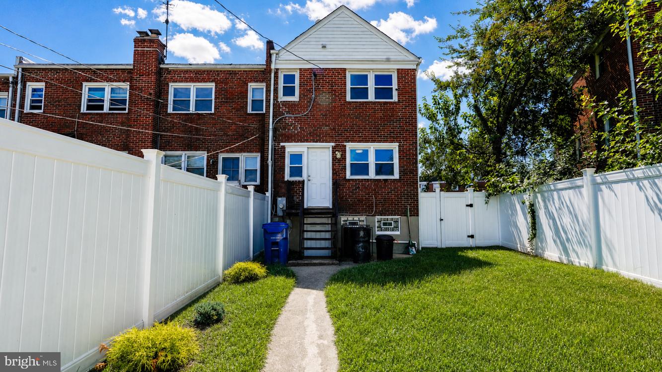 3830 Bonview Property Photo 9
