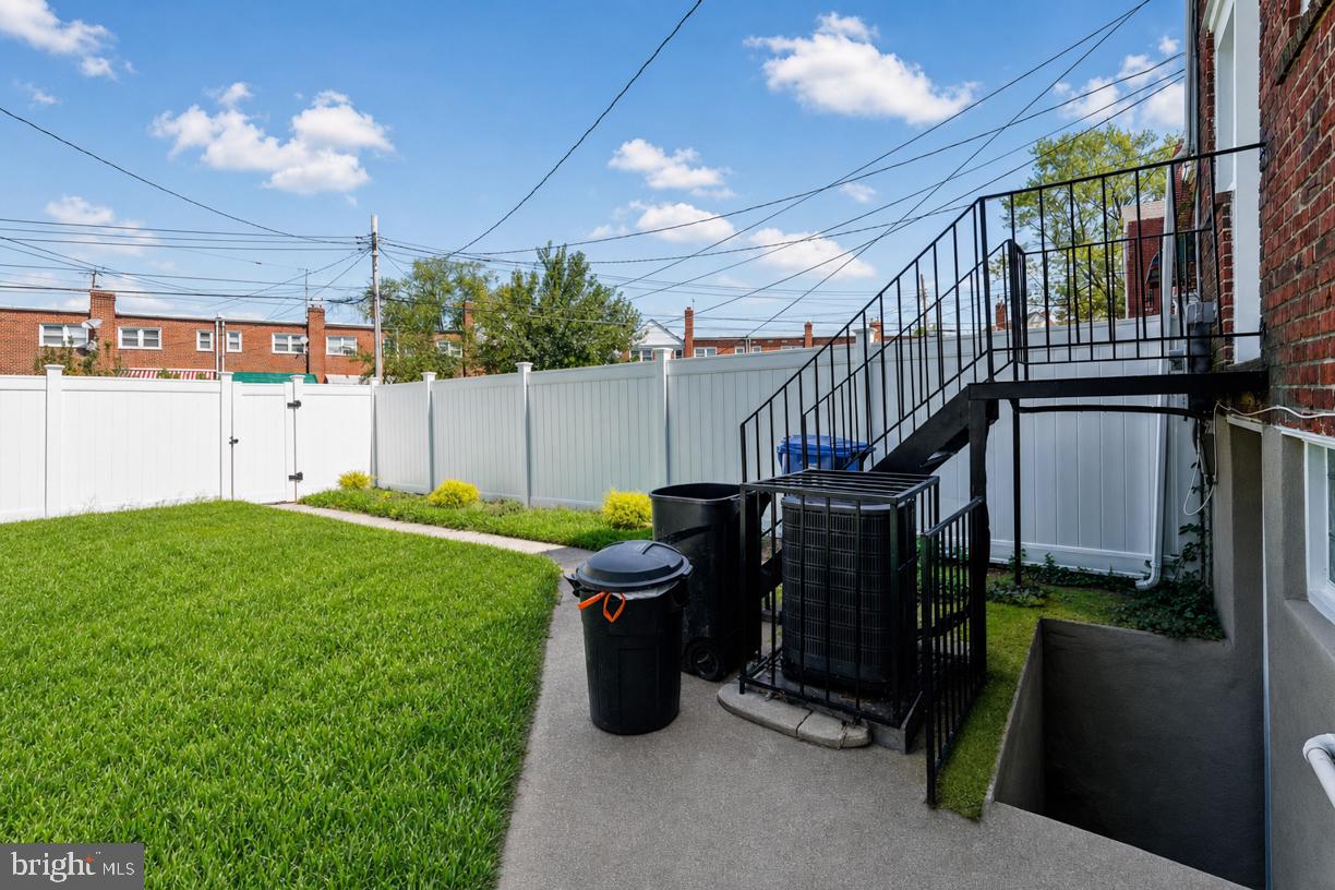 3830 Bonview Property Photo 10