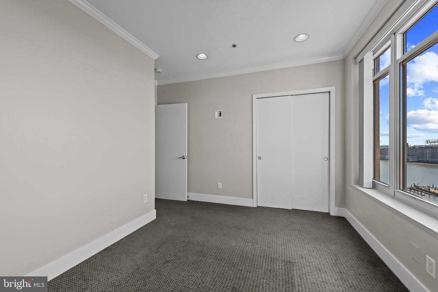 100 Harborview Dr #1610 Property Photo 15