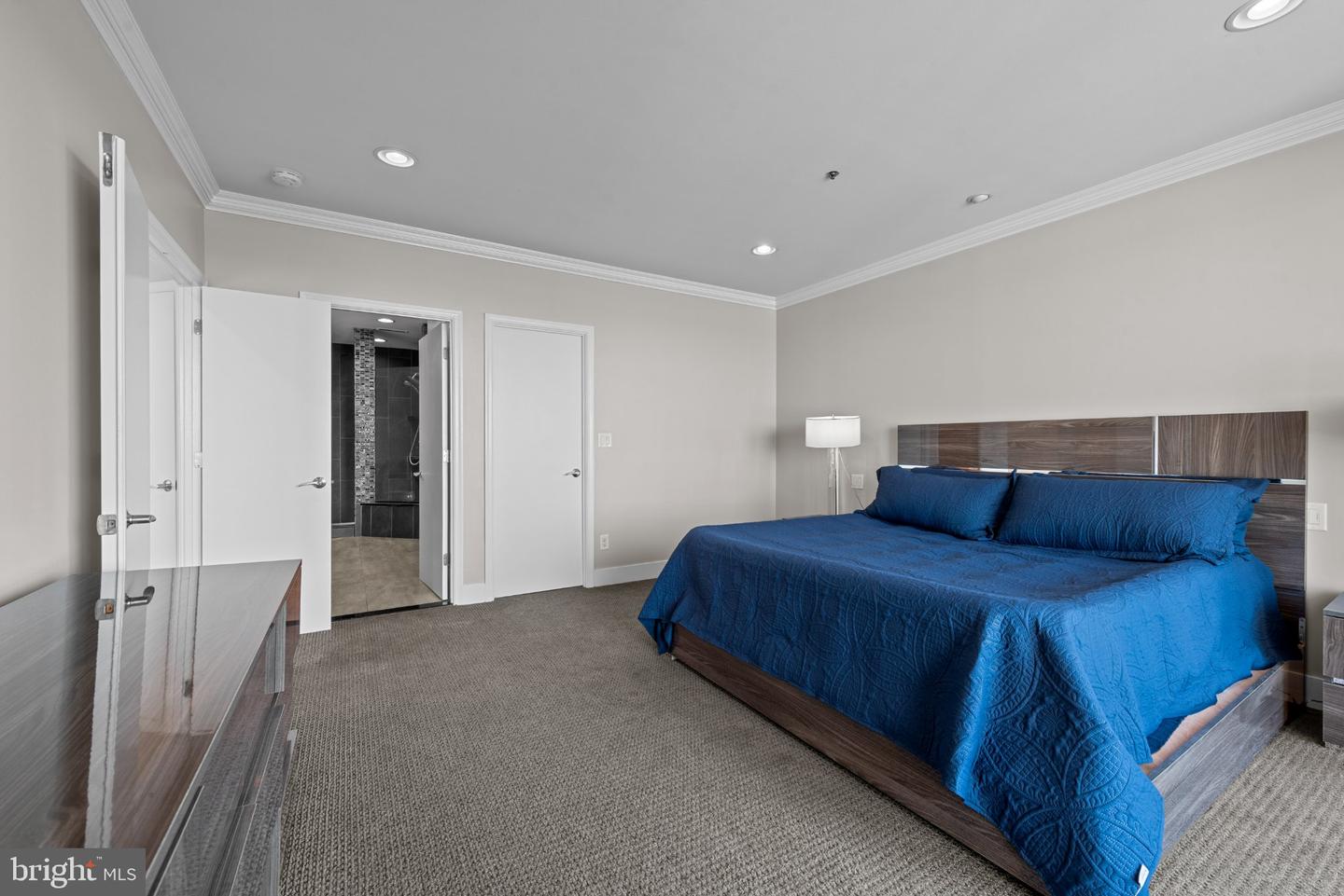 100 Harborview Dr #1610 Property Photo 20
