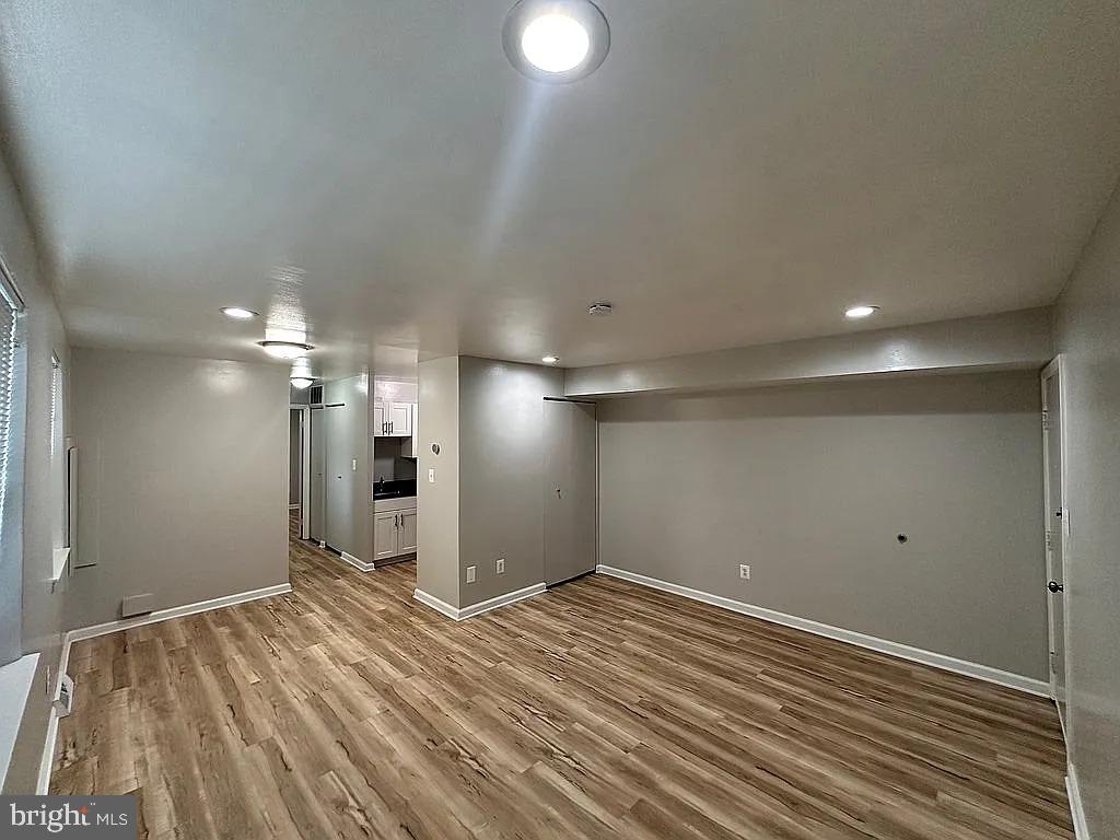 4414 Falls Bridge Dr #j Property Photo 2