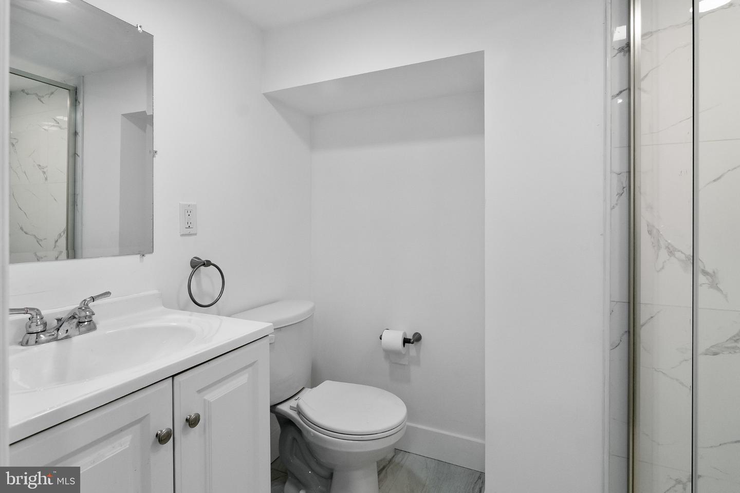 720 N Linwood Ave Property Photo 39