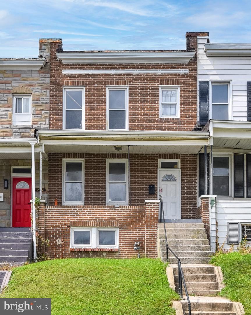 1504 N PULASKI ST N Property Photo 1
