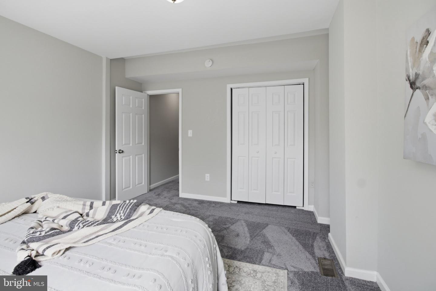 814 N Rose St Property Photo 14