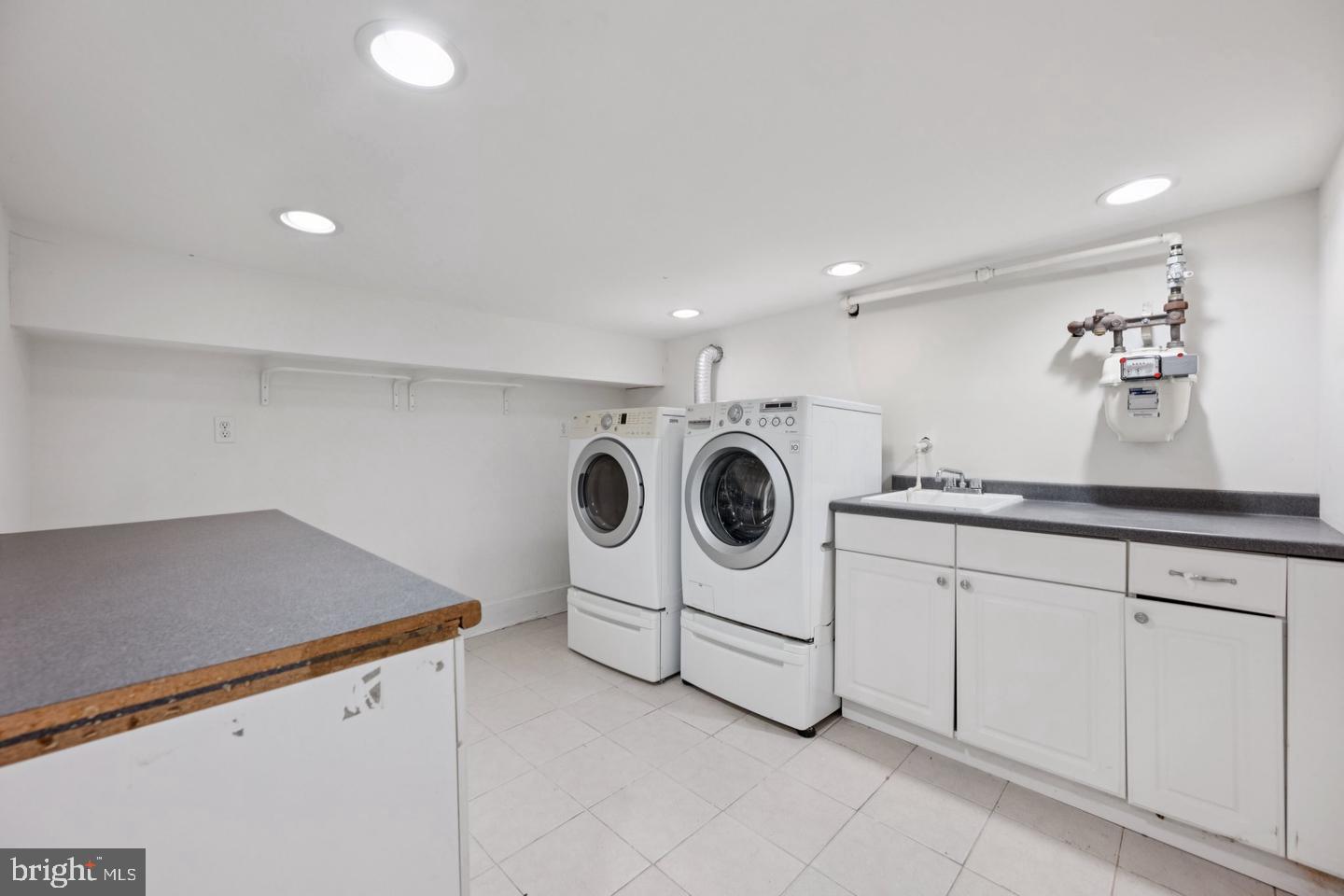 1814 E Pratt St Property Photo 12