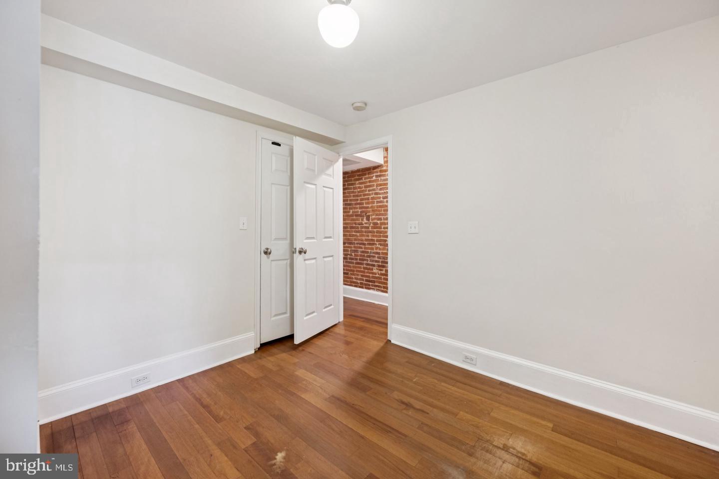 1814 E Pratt St Property Photo 15
