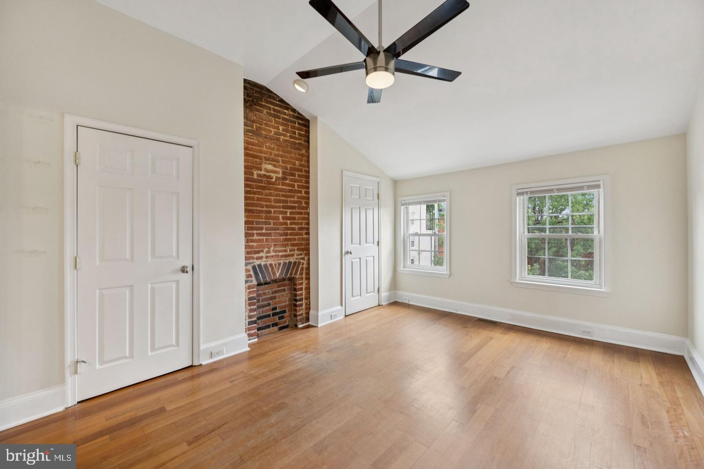 1814 E Pratt St Property Photo 22