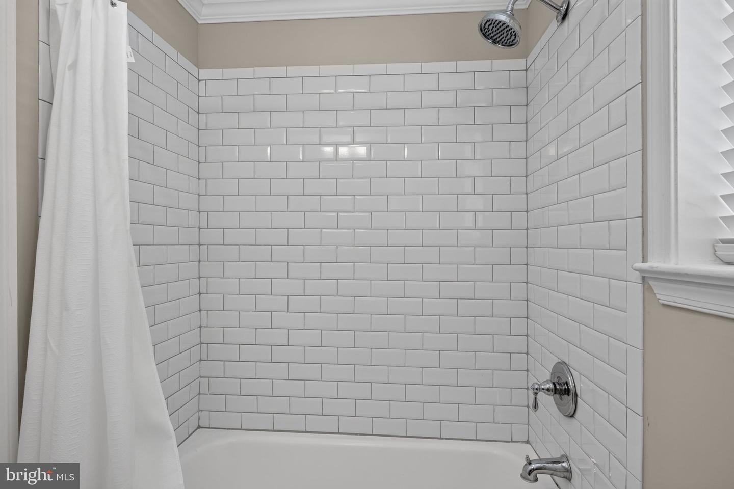 302 S Madeira St Property Photo 24