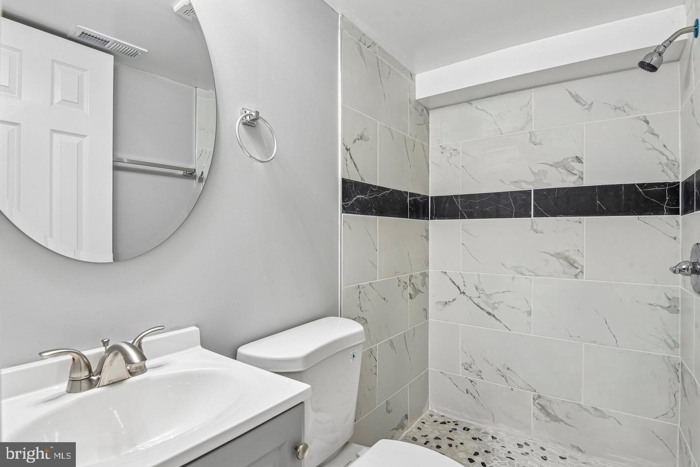 44 N Athol Ave Property Photo 21