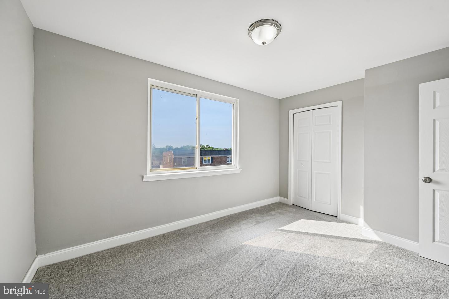 628 Roundview Rd Property Photo 17