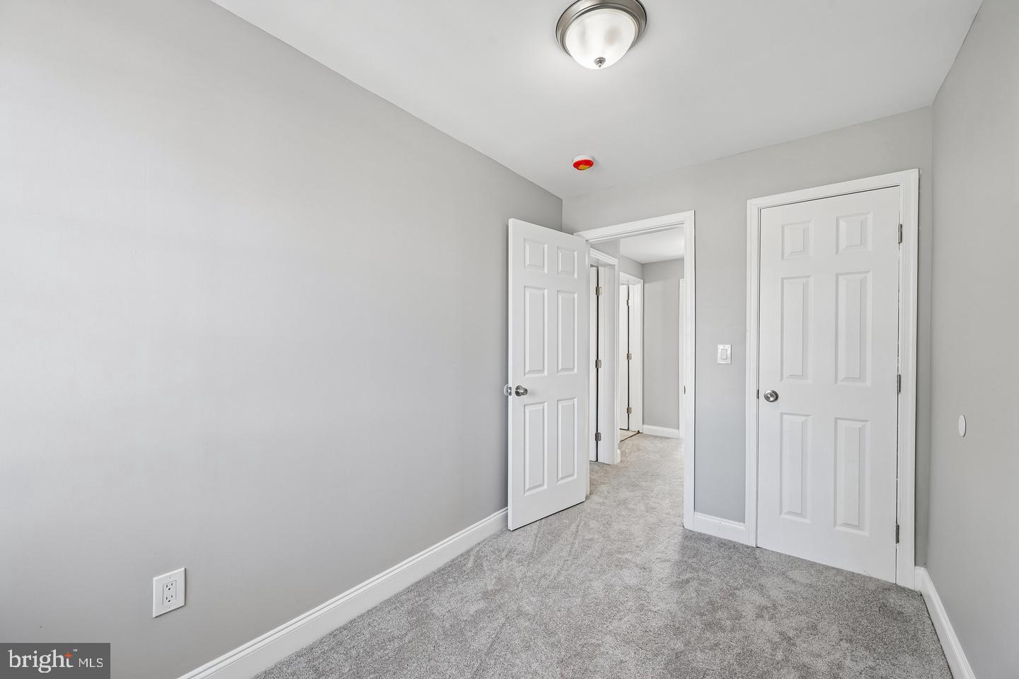 628 Roundview Rd Property Photo 22