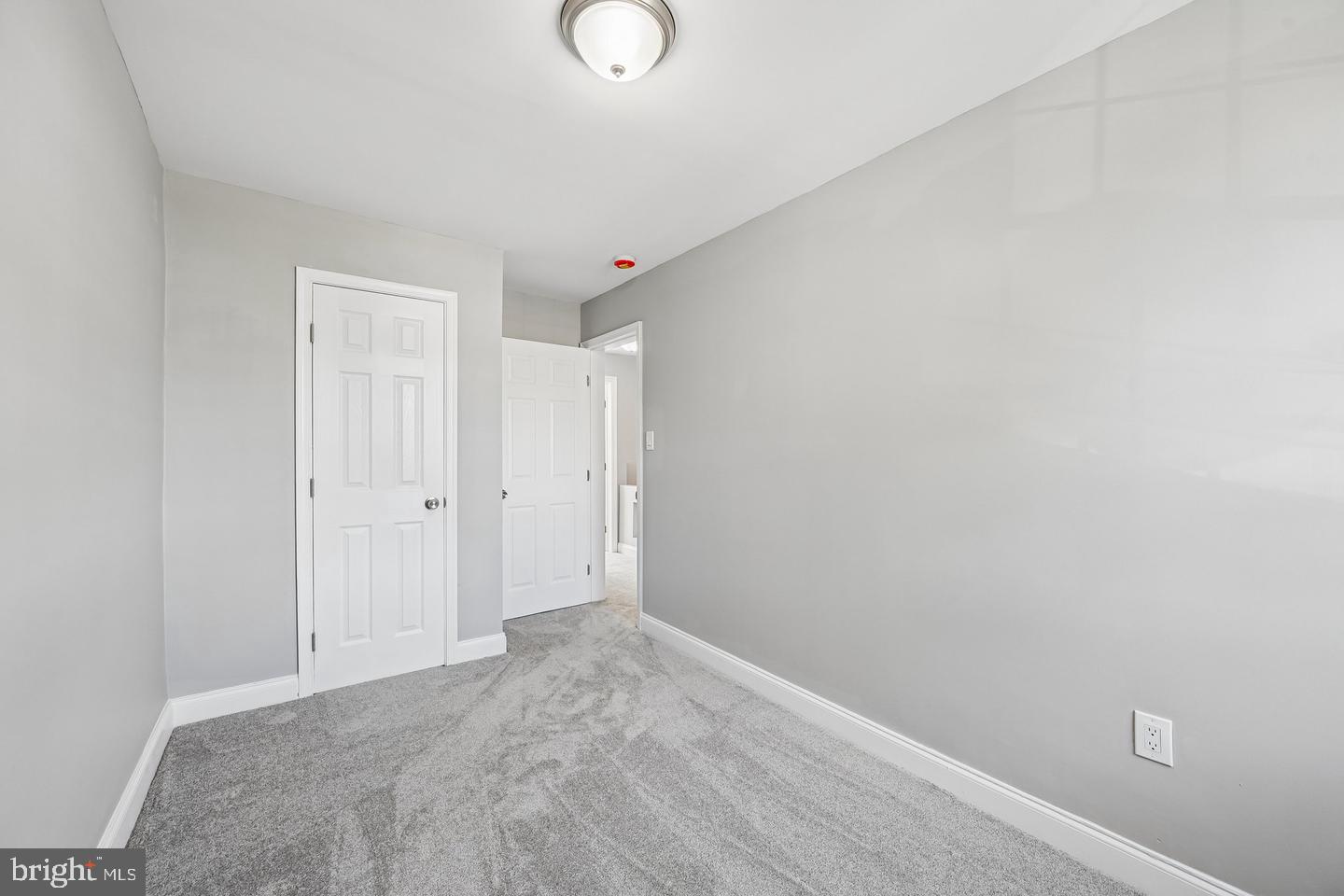 628 Roundview Rd Property Photo 26
