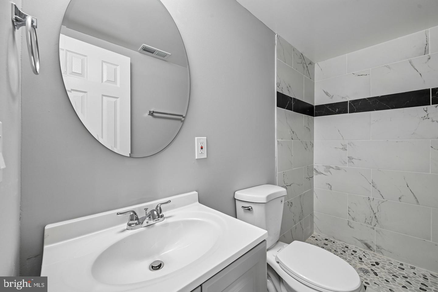 628 Roundview Rd Property Photo 30
