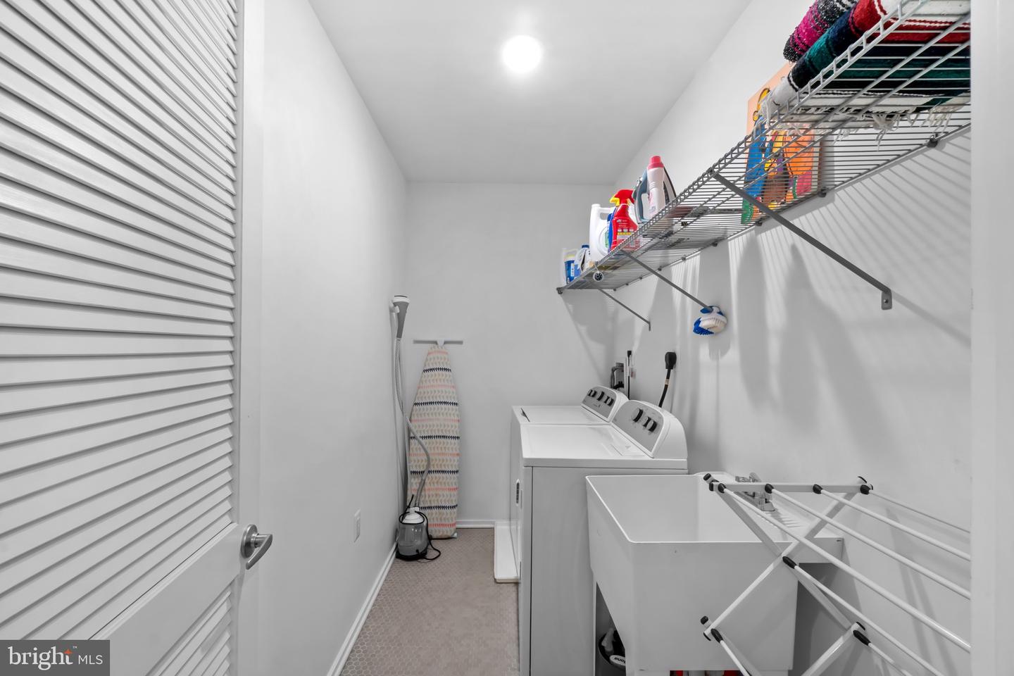 312 E Lanvale St E Property Photo 23