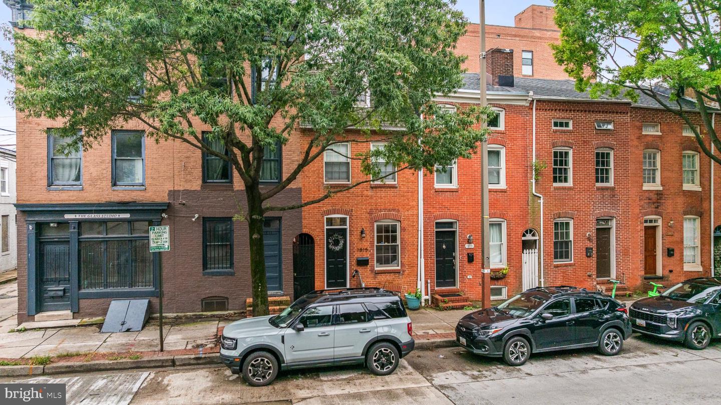 1815 Fleet St Property Photo 3