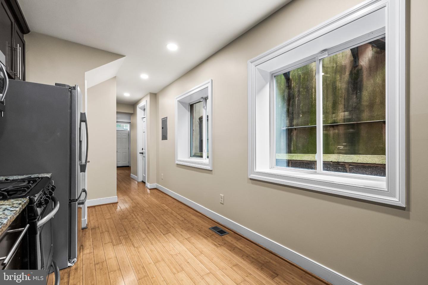 1815 Fleet St Property Photo 20