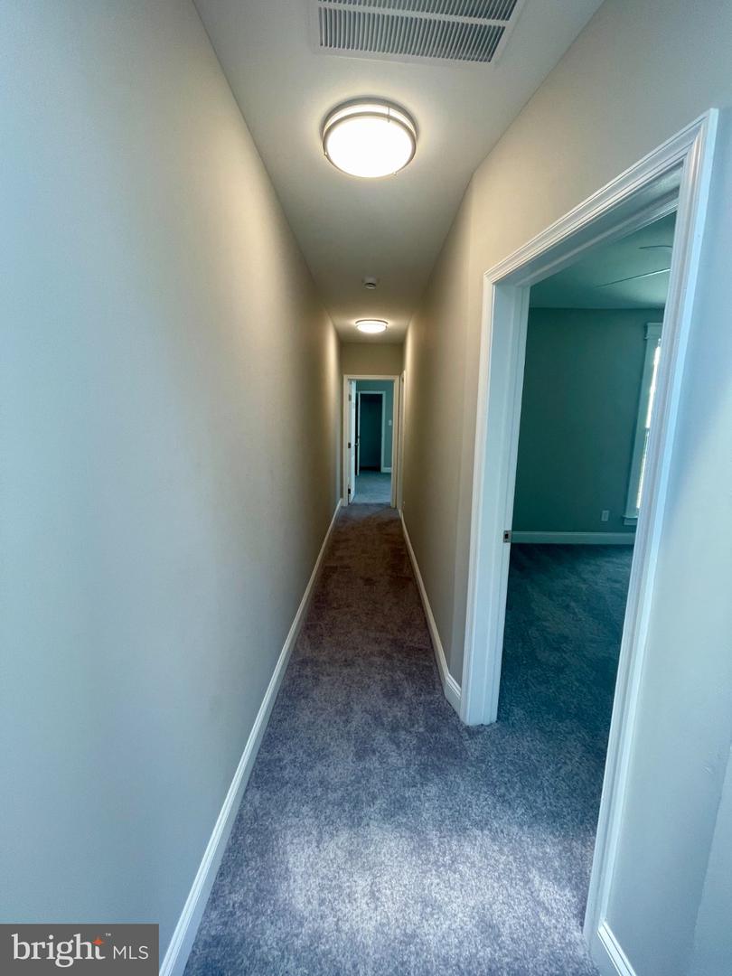 2516 Calverton Heights Property Photo 11