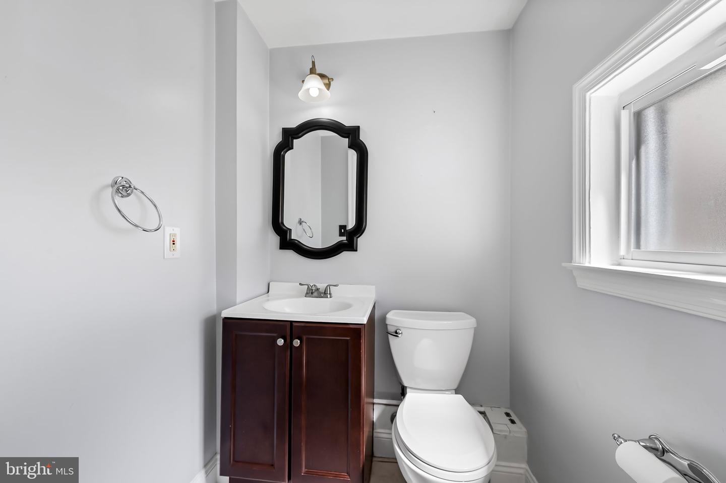 3211 Foster Property Photo 14