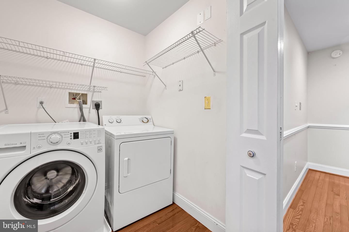 3211 Foster Property Photo 19